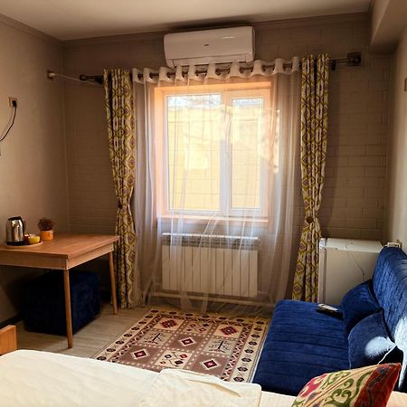 בישקק Salamat Hotel מראה חיצוני תמונה