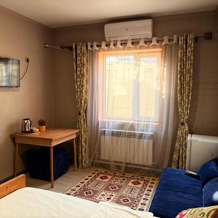בישקק Salamat Hotel מראה חיצוני תמונה