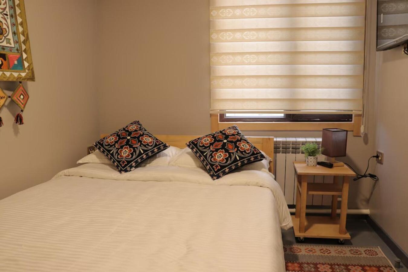 בישקק Salamat Hotel מראה חיצוני תמונה