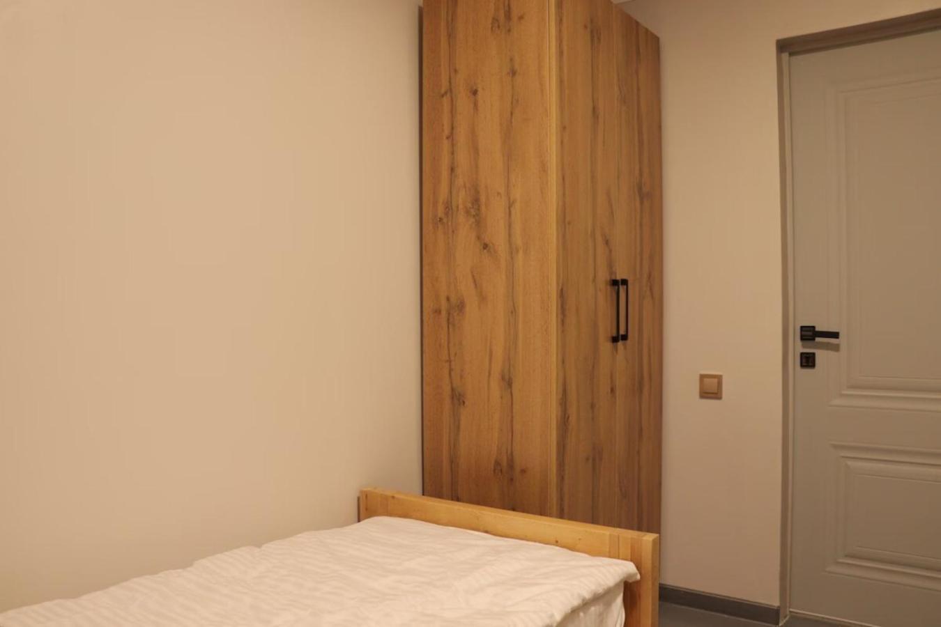 בישקק Salamat Hotel מראה חיצוני תמונה