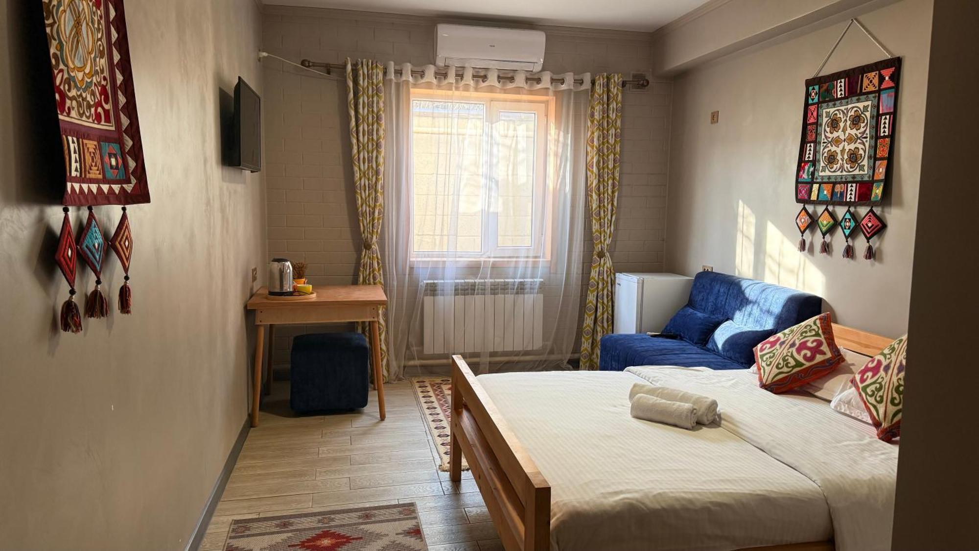 בישקק Salamat Hotel מראה חיצוני תמונה