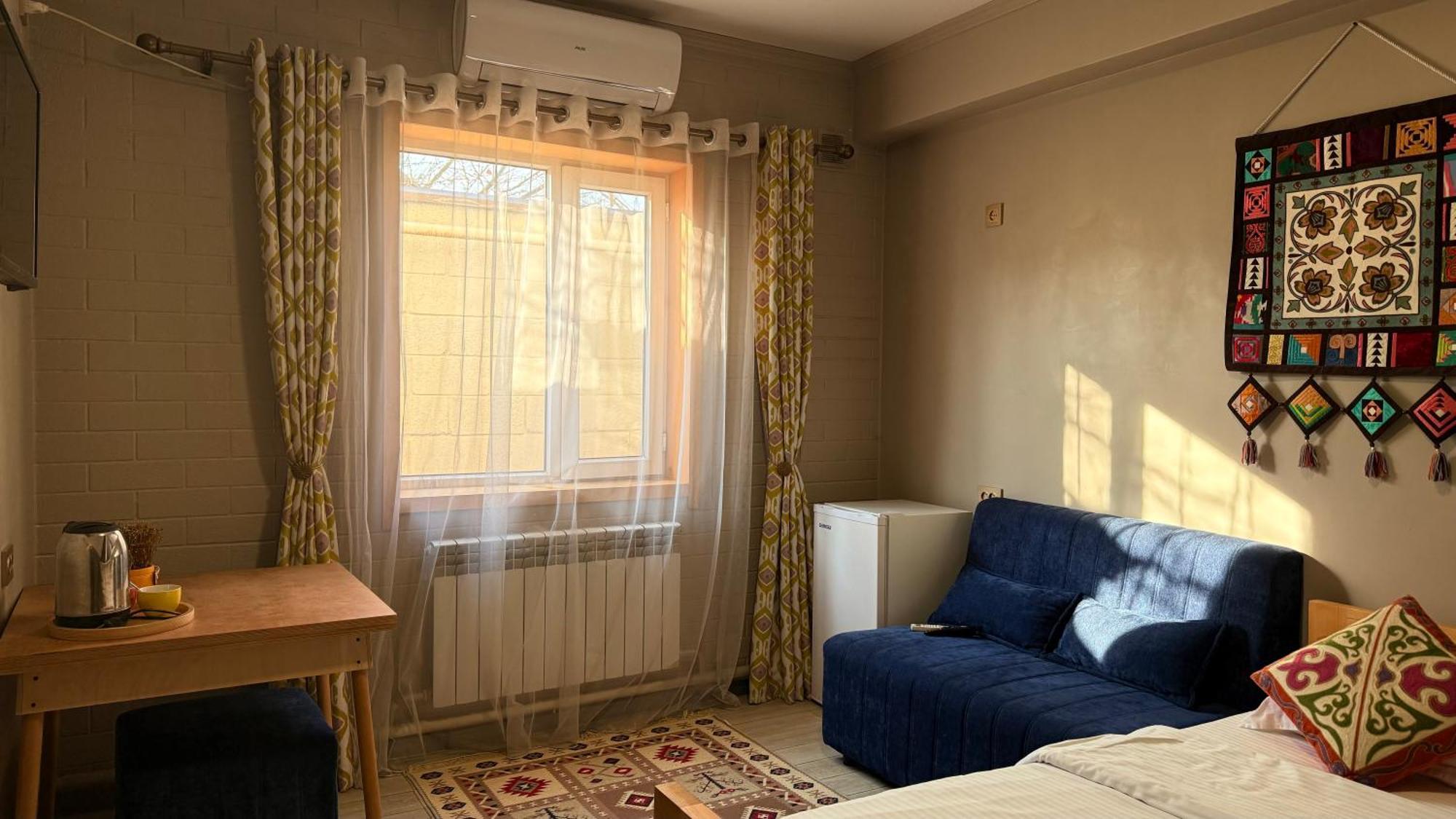 בישקק Salamat Hotel מראה חיצוני תמונה