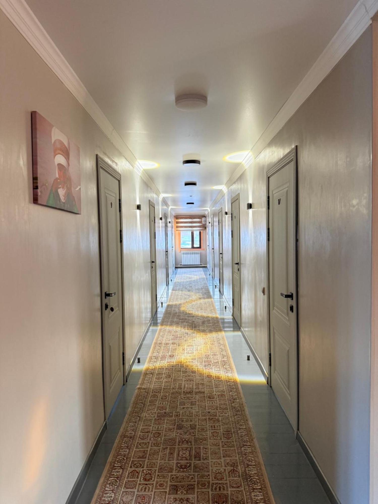 בישקק Salamat Hotel מראה חיצוני תמונה